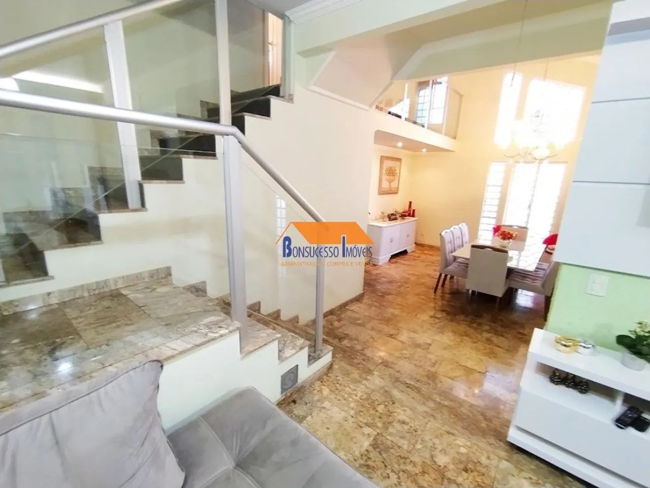 Casa de 4 quartos no bairro Caiçaras - Foto 4