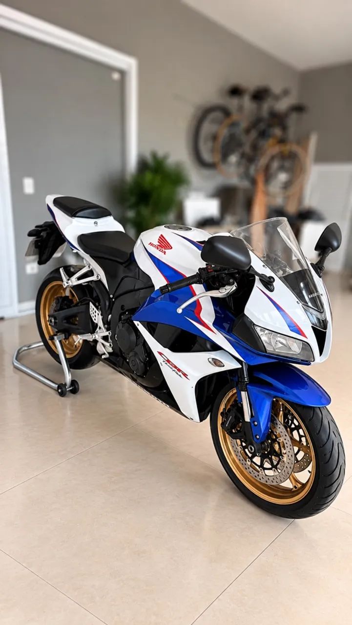 CBR 600 RR impecável.  - Foto 2