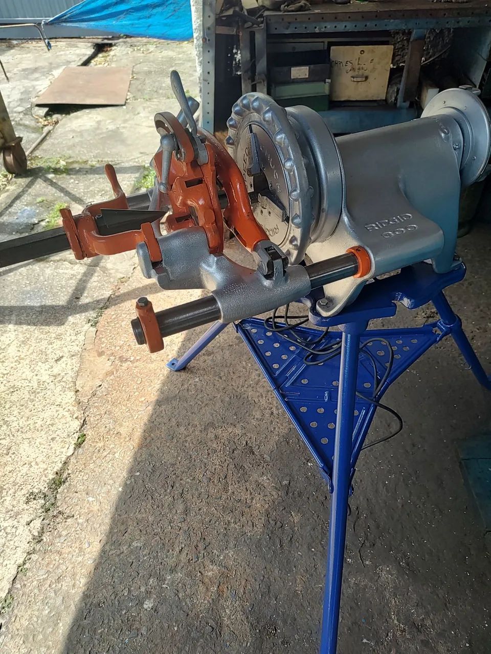 ROSQUEADEIRA RIDGID 300  CAP.1/2" ATÉ 2" - Foto 3