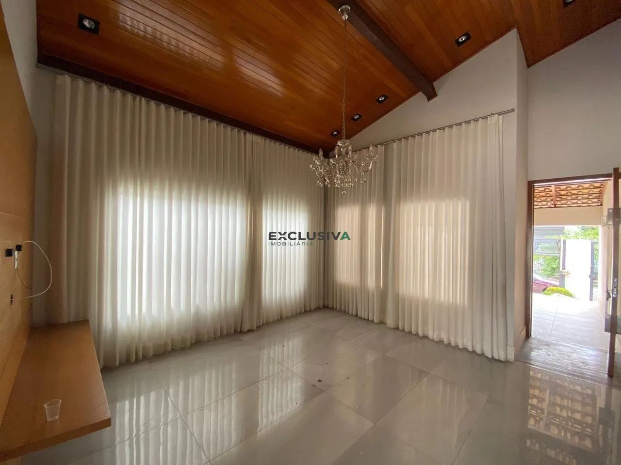 CASA LINEAR COM ESPAÇO GOURMET E PISCINA - BAIRRO CENTRAL PARQUE - Foto 5