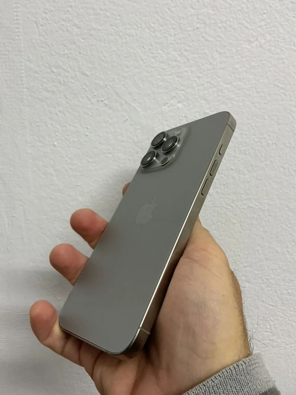 iPhone 16 ProMax 256gb usado com 97% de bateria - Celulares e