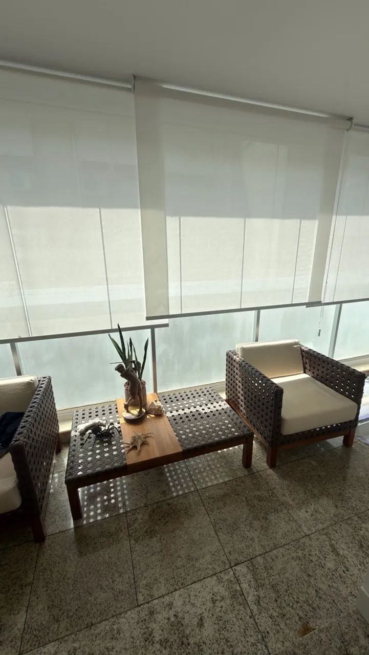 Conjunto Sacccaro 2 poltronas e 1 mesa 