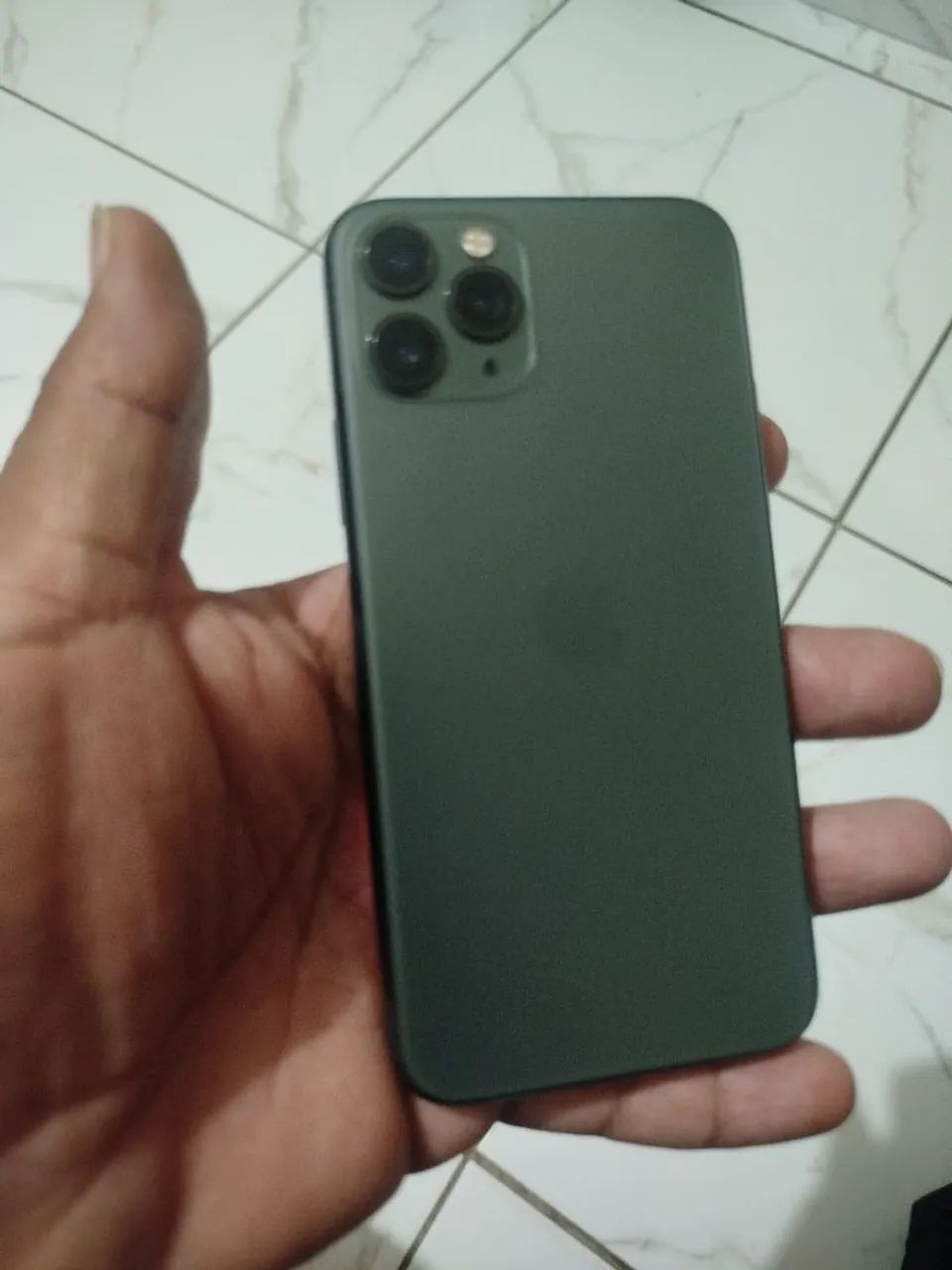 iPhone 11 pro 245GB