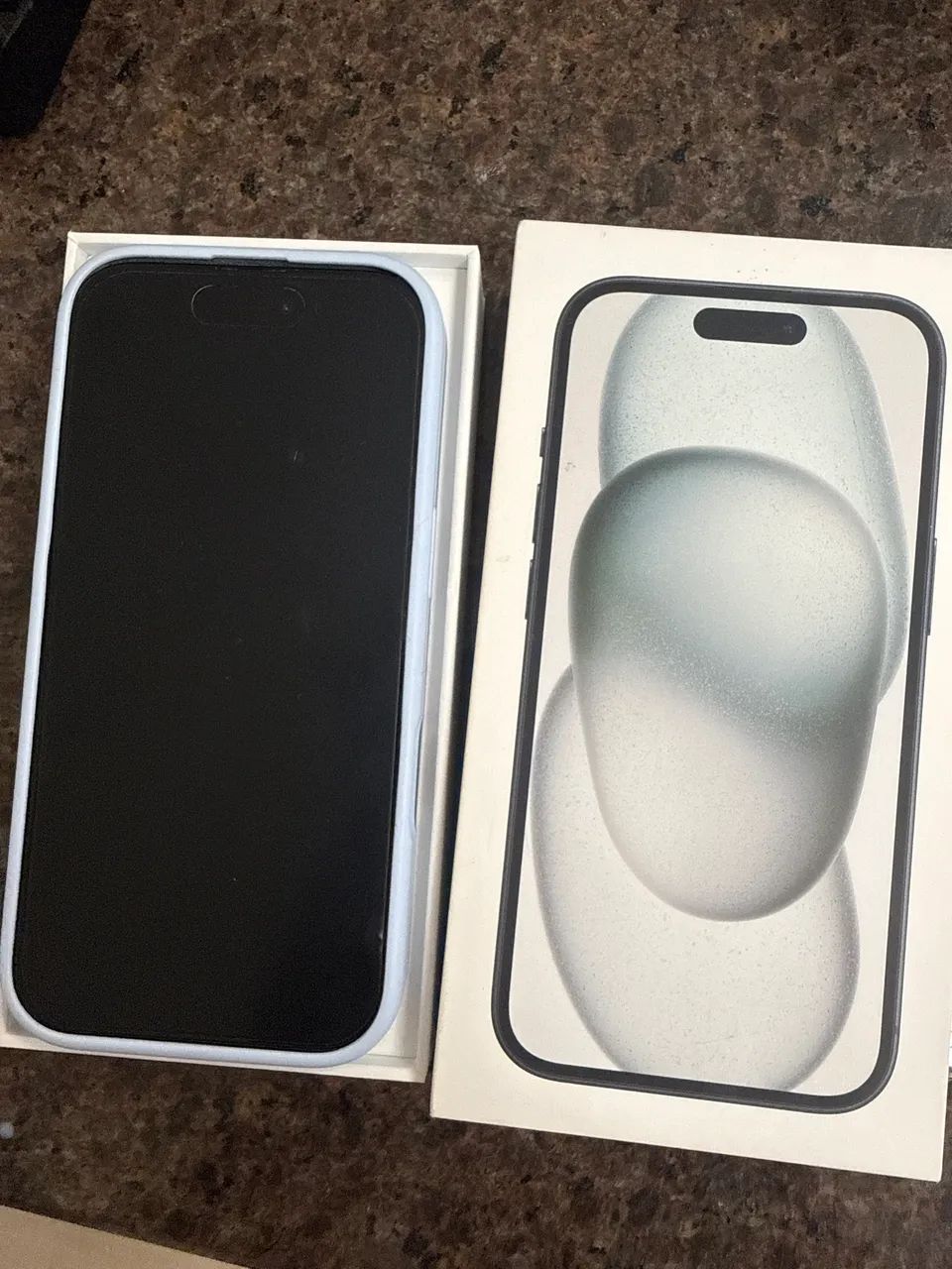 iPhone 15 