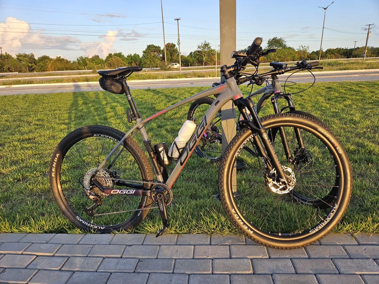 Bicicleta Oggi Big Wheel 7.3