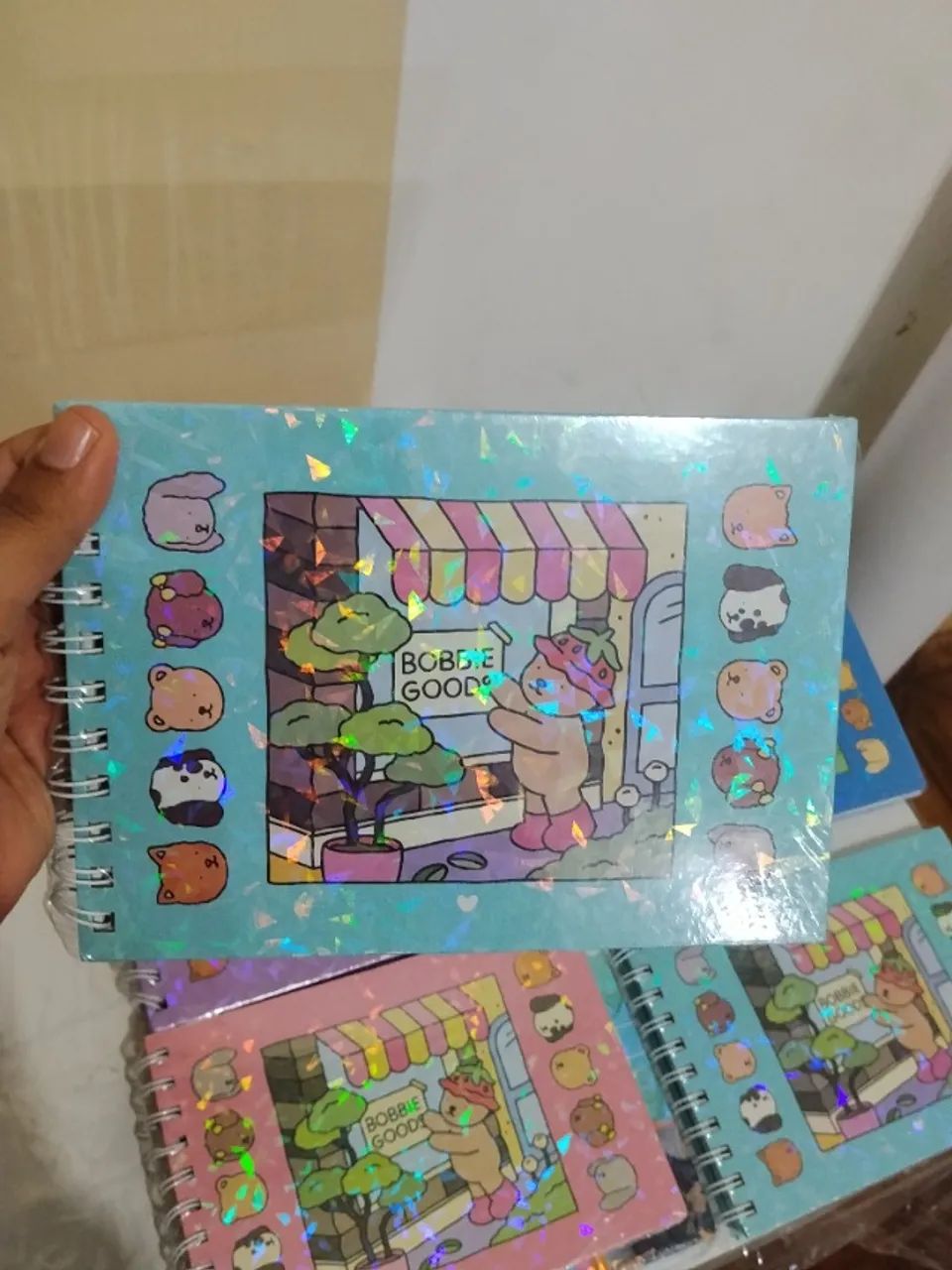 CADERNO BOBBIE GODS  - Foto 3