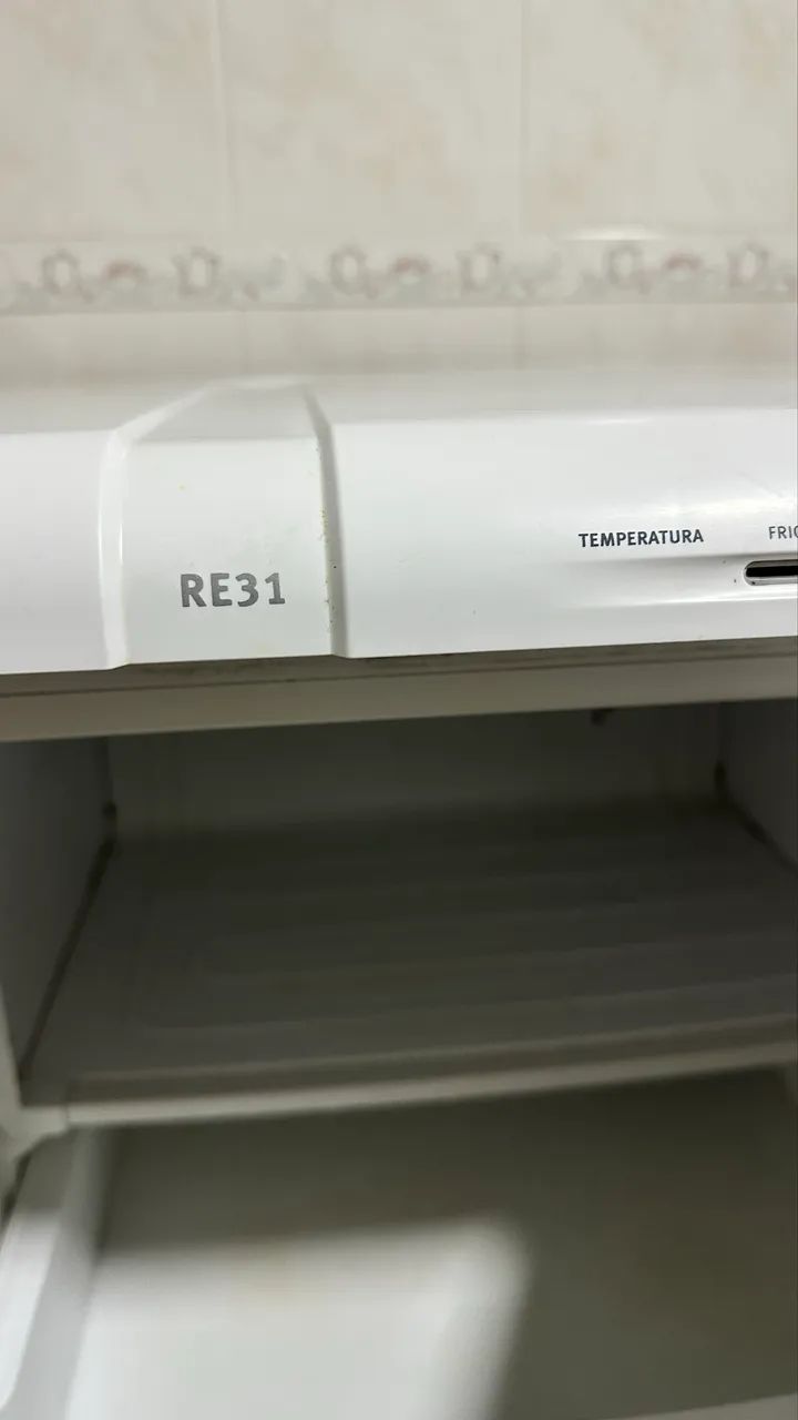 Geladeira Eletrolux RE31 