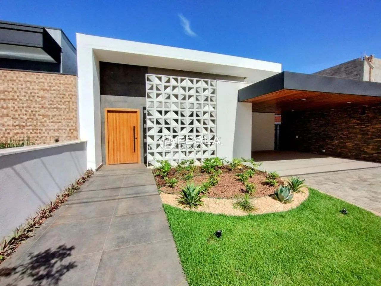 Casa à venda em Nova Odessa, Solar das Esmeraldas, com 3 quartos, com 185 m²