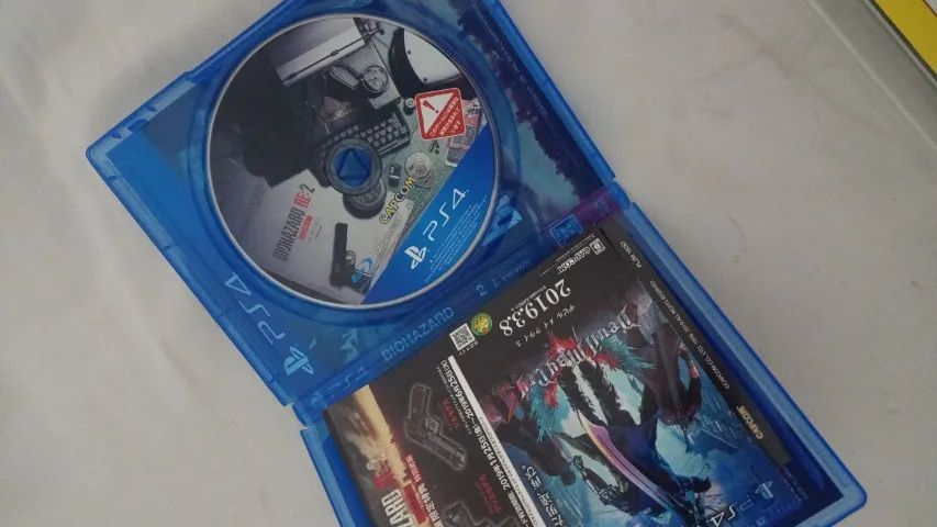 Biohazard RE 2 JPN Version PS4 NOVO - Foto 3