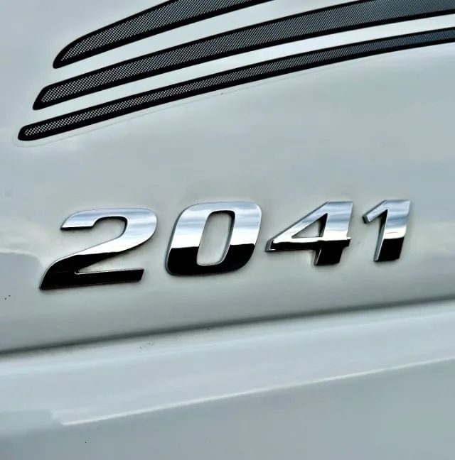 Mercedes Axor 2041 4x2 2018 - Foto 4