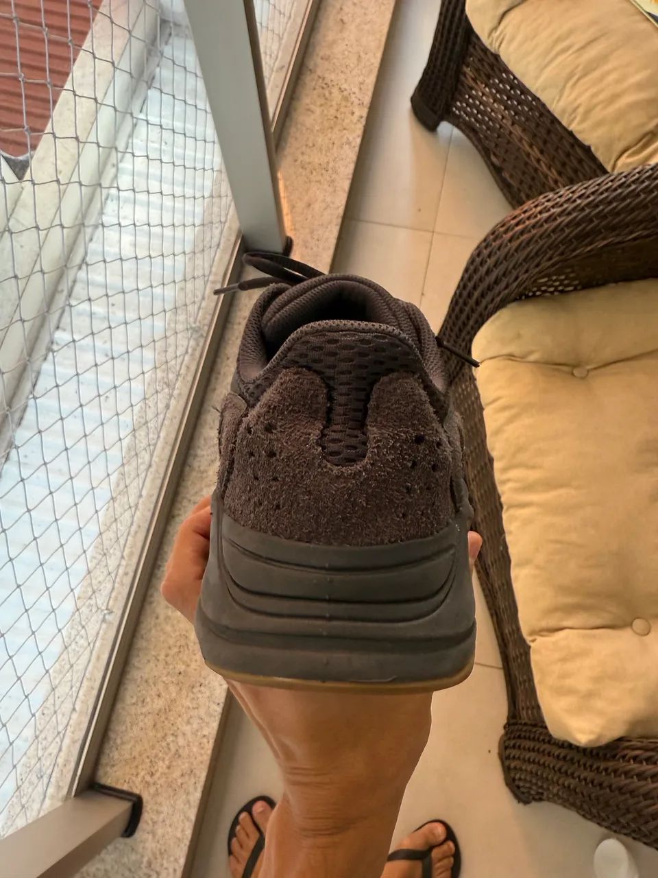 Yeezy 700 v1 Utility Black - Foto 3