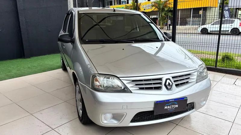 Renault Logan Expression Hi-flex 1.6 8V 4P 2010 - Foto 3