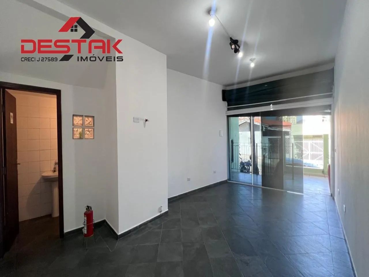 Sala Comercial Para Locacao Na Vila Isabel Eber Em Jundiai/sp.