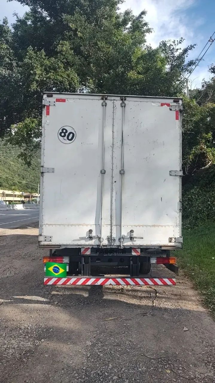 MB Acello 2018 Cab. Extendida Agregado Baú 6,20 - Foto 4