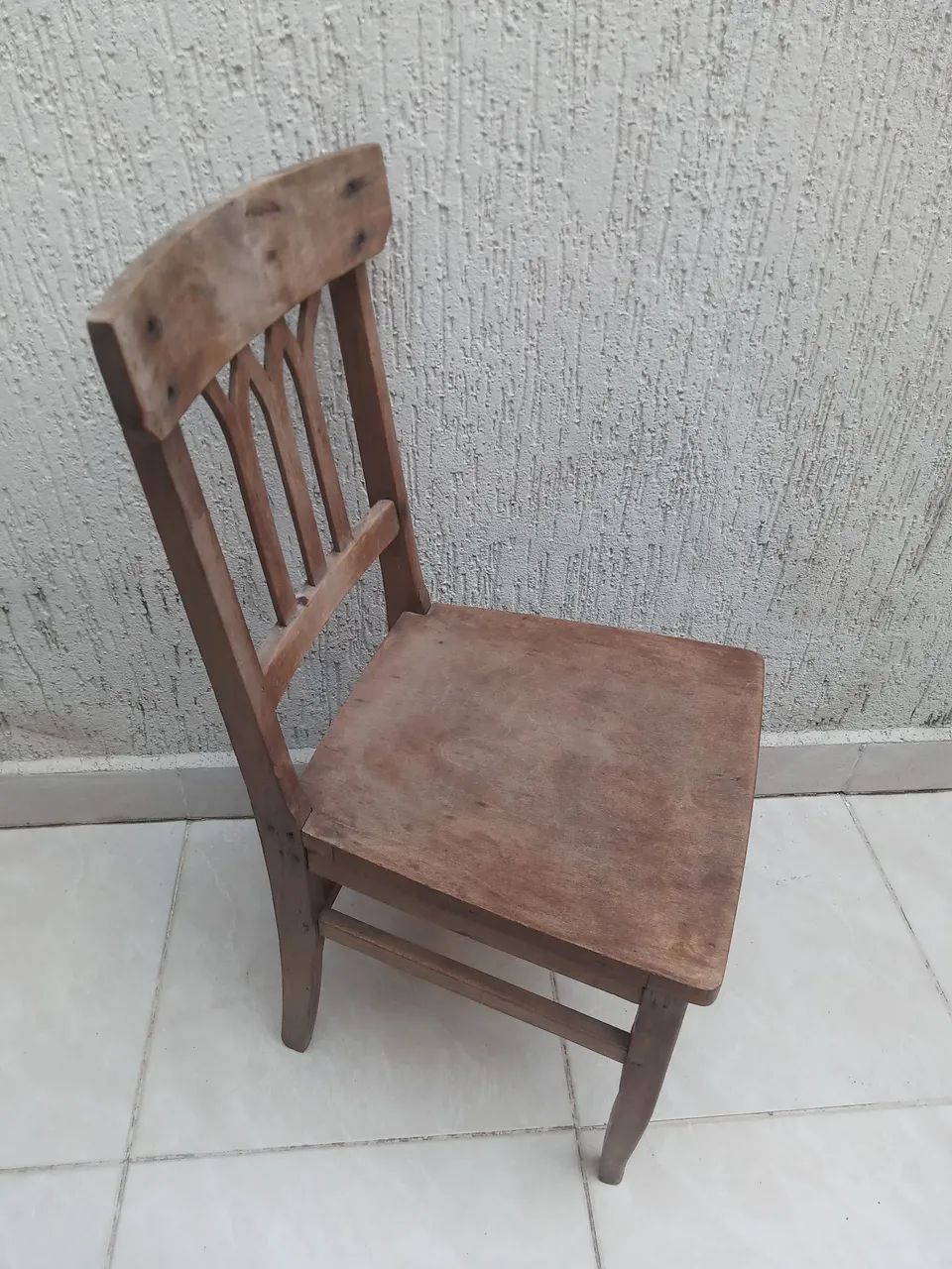 Cadeira Antiga Maciça  - Foto 3