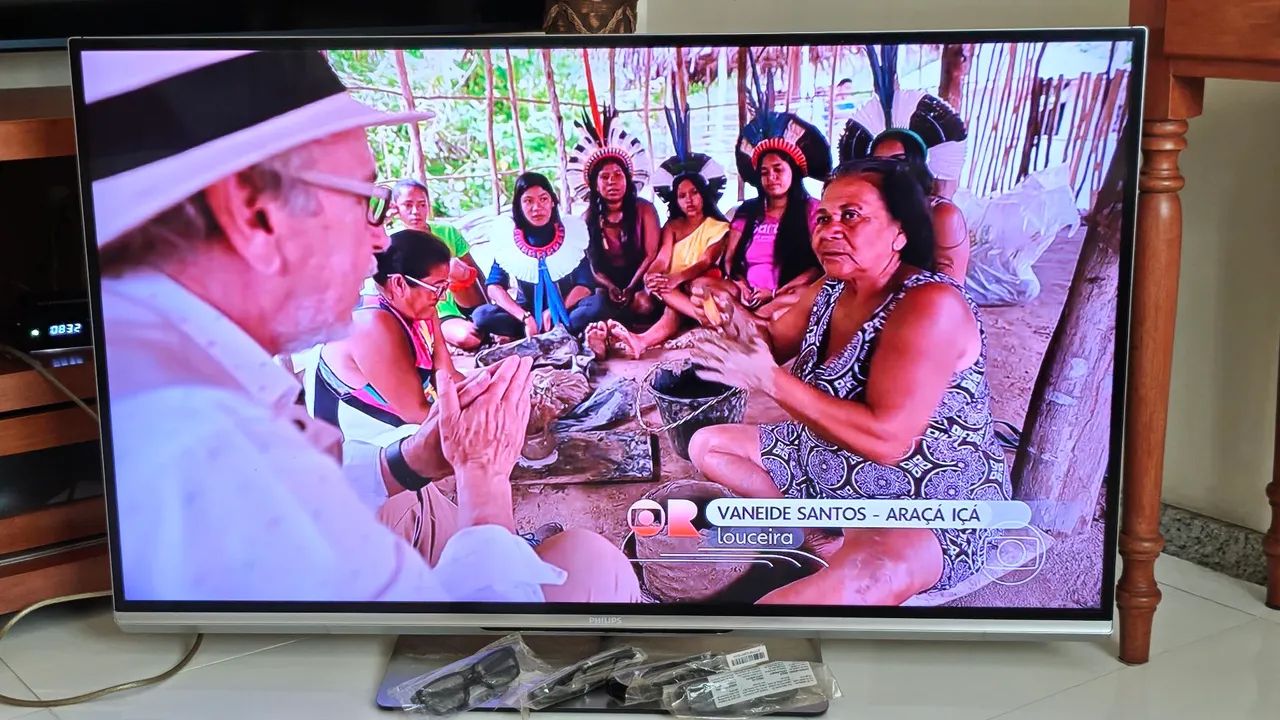 TV PHILIPS 3D FULL HD 55" - Foto 4