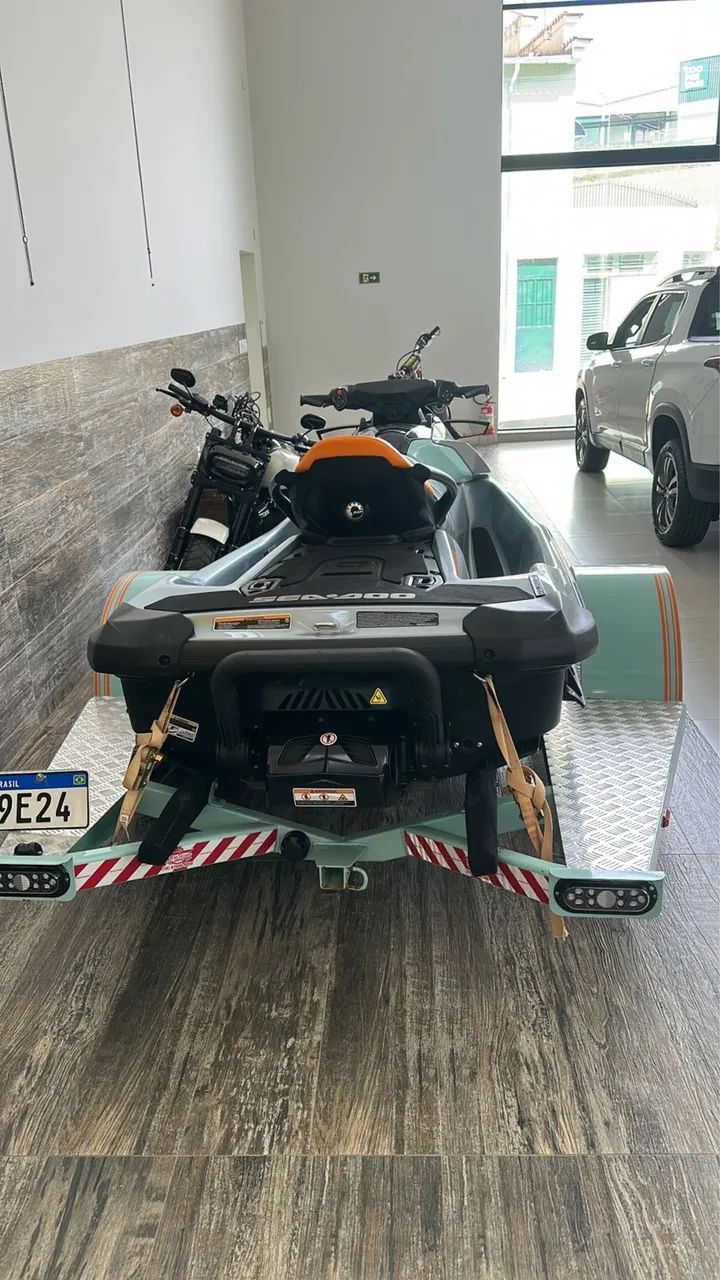 JET SKI SEA DOO GTI 130 SE 2024 - Foto 3