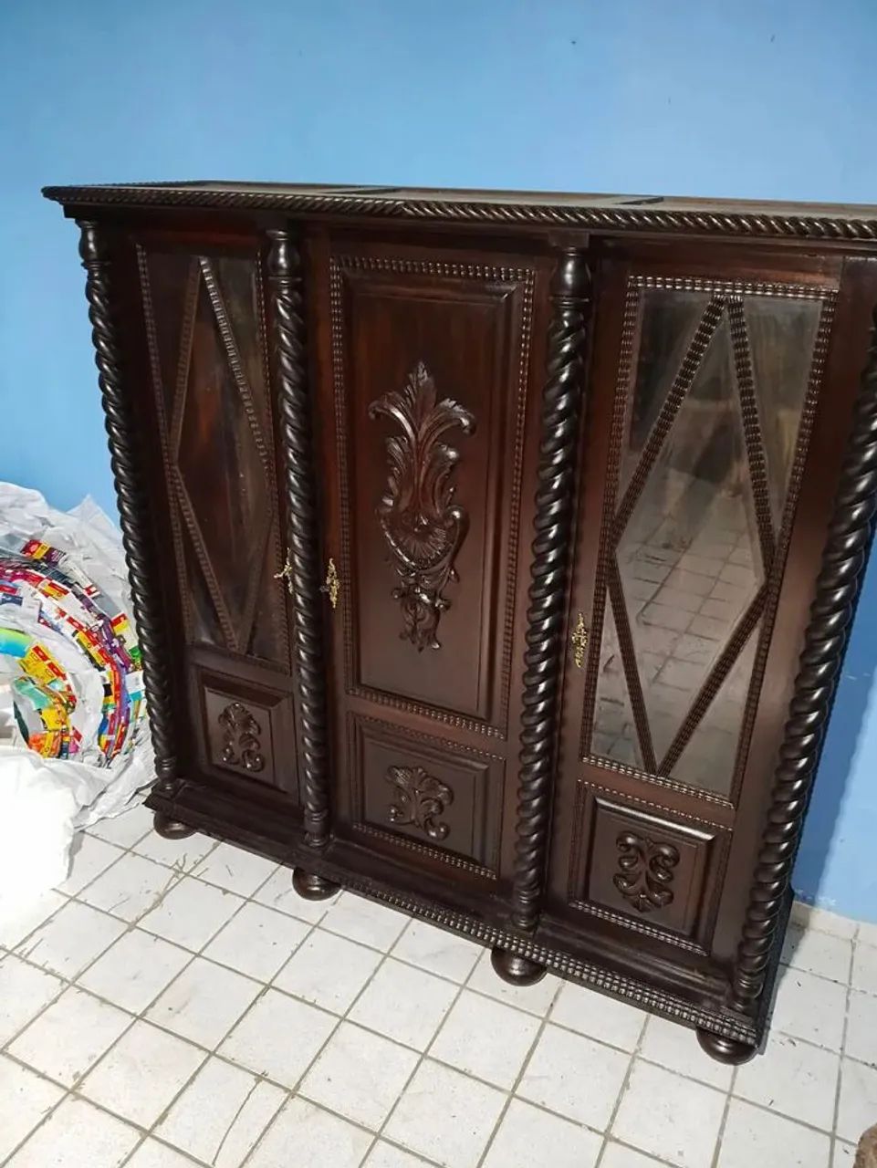 Cristaleira antiga  - Foto 4