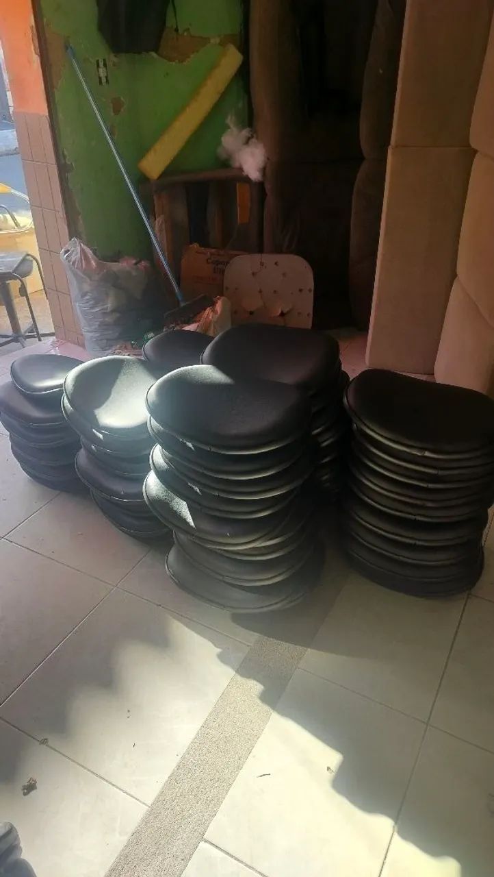 Cadeiras secretária fixa reformada  - Foto 4