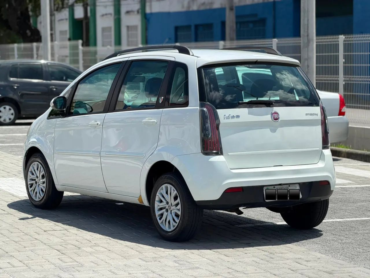Fiat Idea Attractive 1.4 Fire Flex 8V 5P 2014 - Foto 5