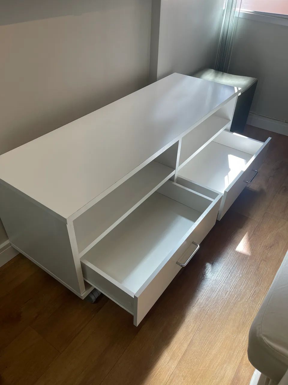 Rack branco Tok Stok duas gavetas - Foto 2