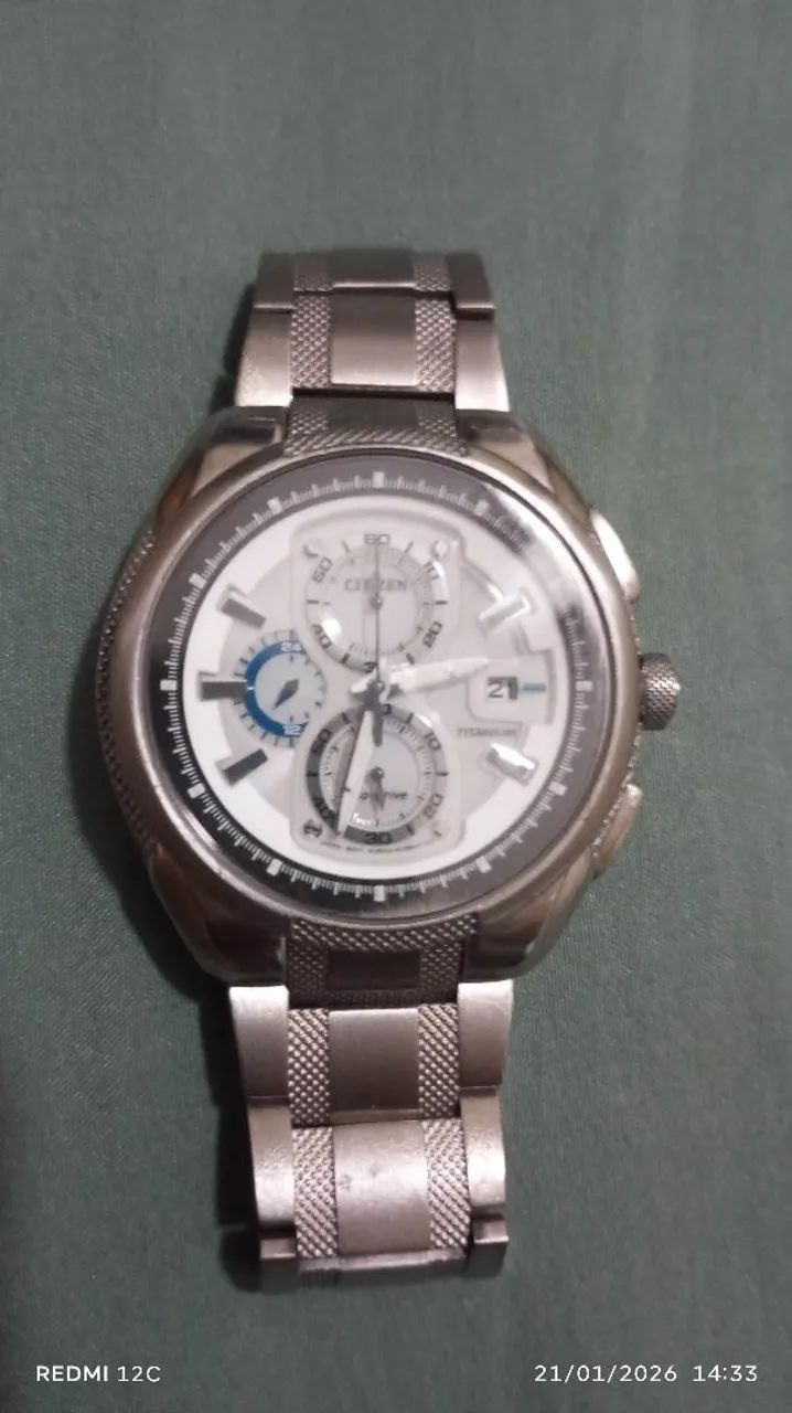 Relógio Citizen Eco-Drive Super Titanium - CA0201-51B
