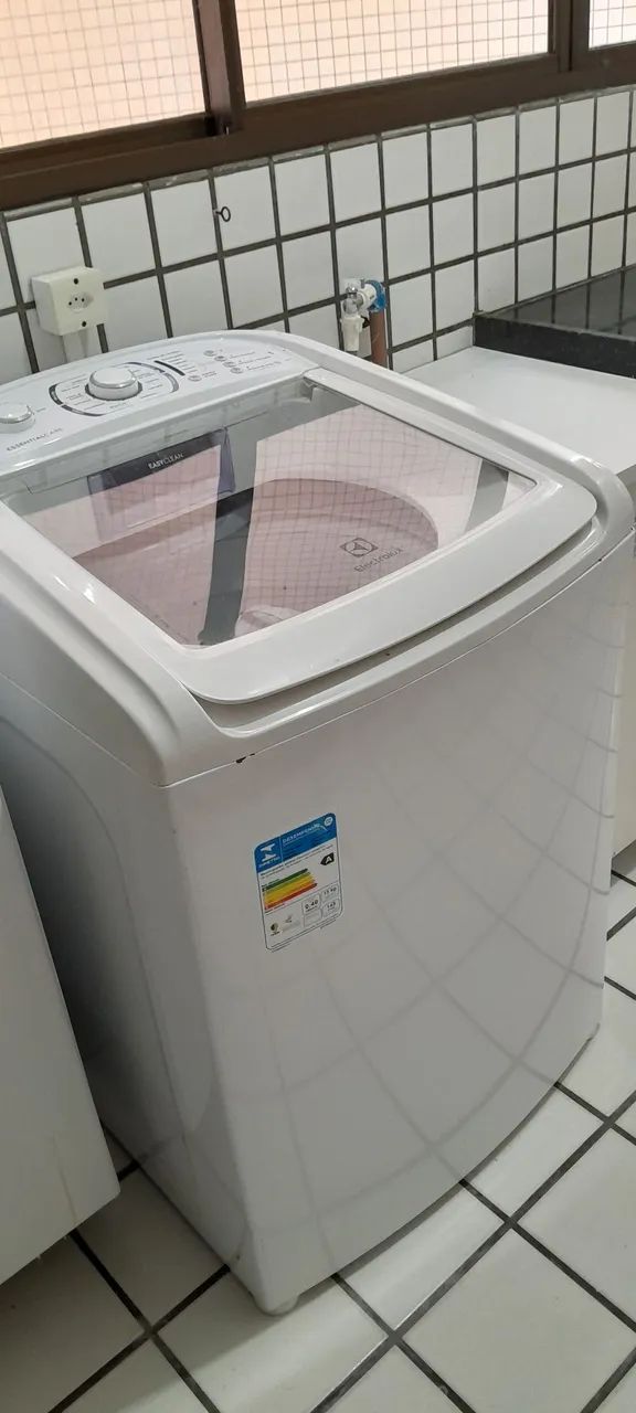 Máquina de lavar roupas 