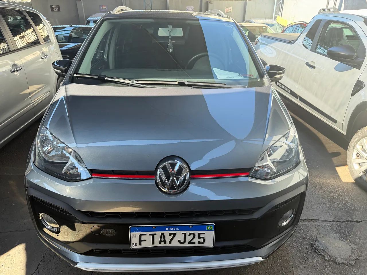Volkswagen Up! 2021