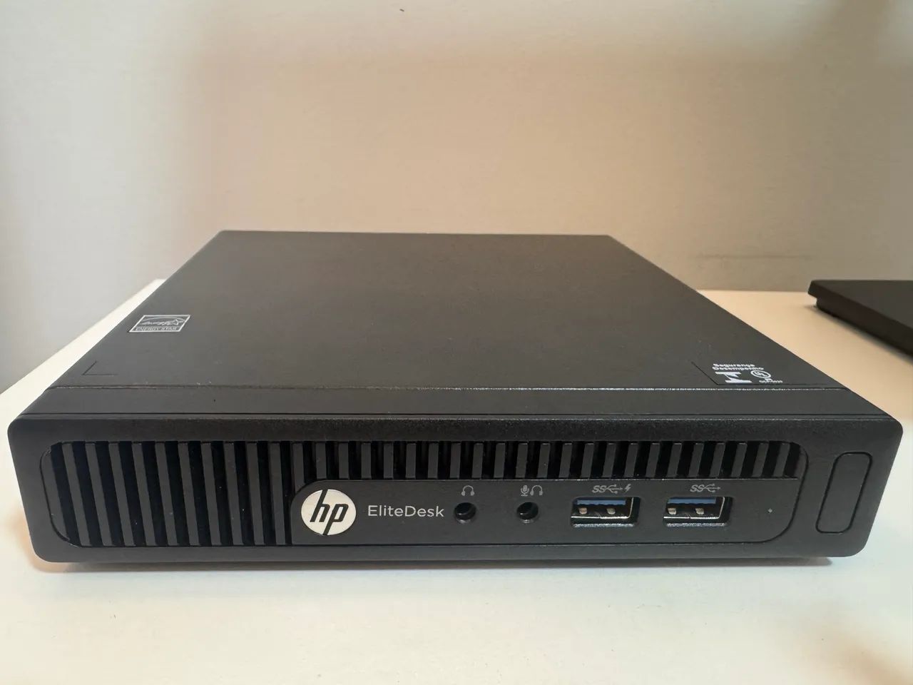 HP mini Desk Elitedesk 705 G3 8Gb SSD 120 - Foto 5