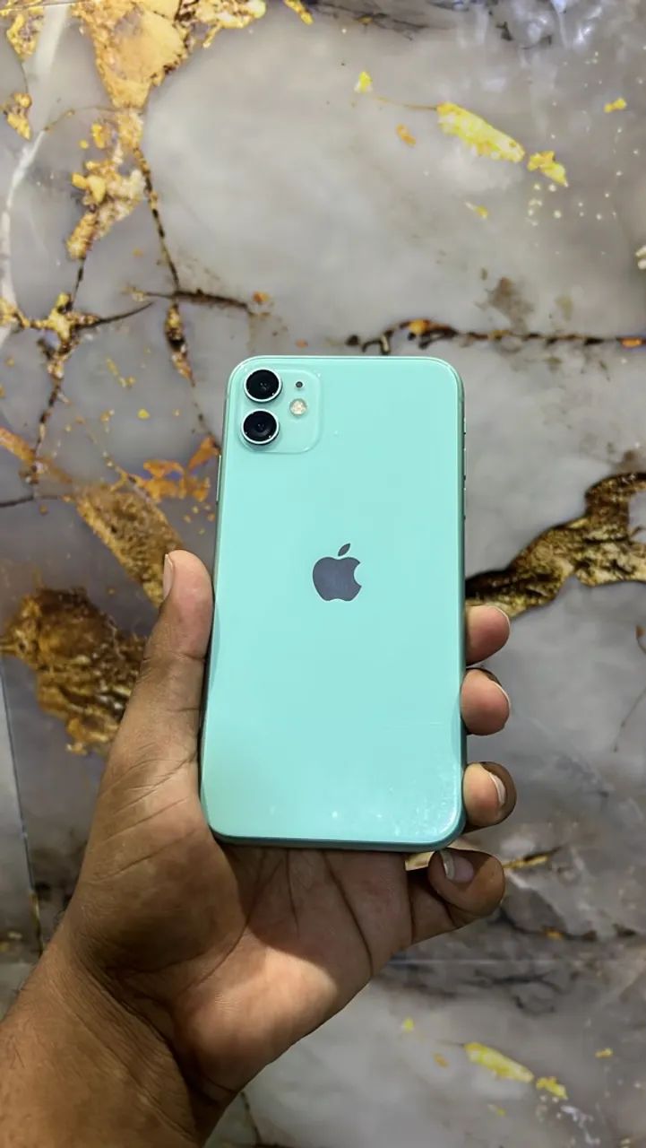iPhone 11