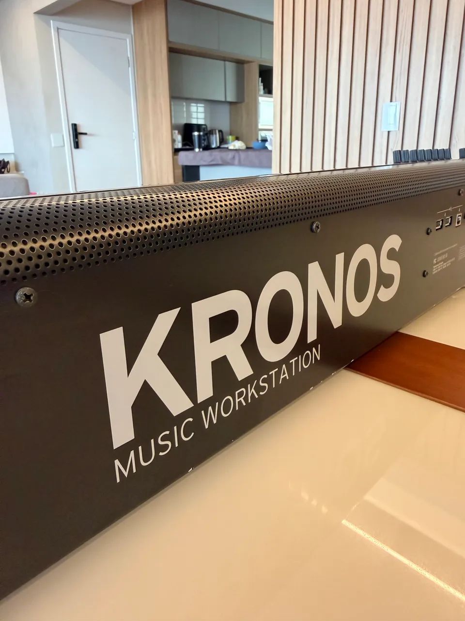 KORG KRONOS 2 88 - Novíssimo! - Foto 2