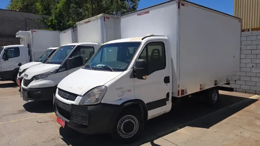 Iveco Daily 30s13 2019 No Chassi