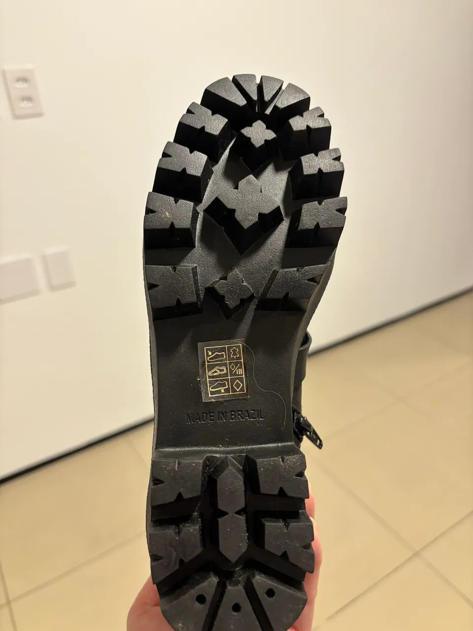 Bota Constance Nova Couro  - Foto 4