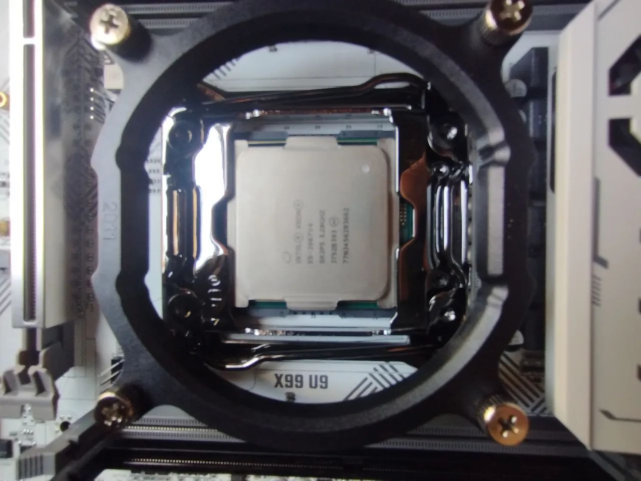 Placa mãe x99 u9 + processador xeon 2667 e5 v4 