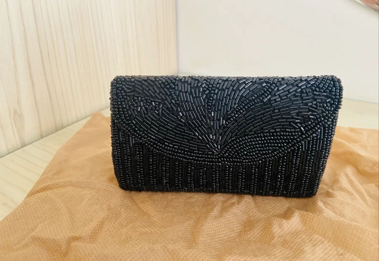 Clutch mini bordada em pedraria 14cmx9cm - Foto 3