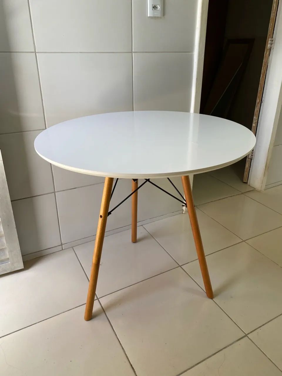 Mesa de jantar redonda 