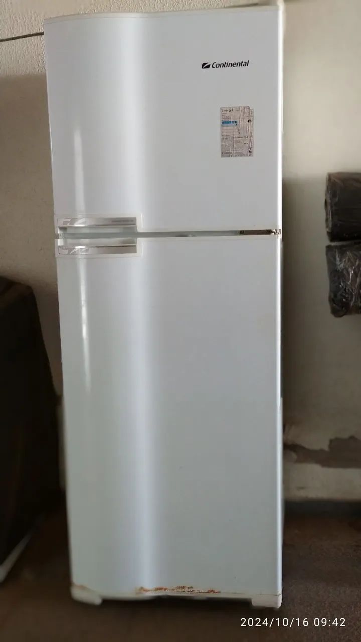 Geladeira Continental 342 litros 