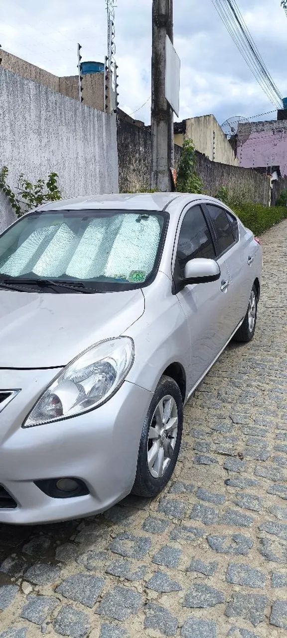 Nissan Versa VERSA SL 1.6 16V Flex Fuel 4p Mec. 2013