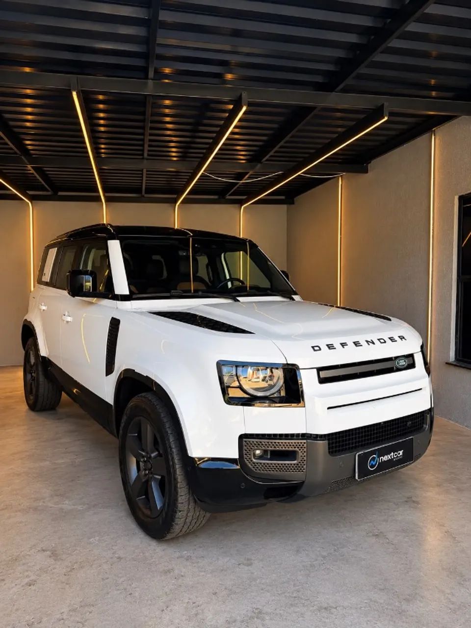 Land Rover Defender Defender 110 X D300  Die. Aut. (Híb.) 2023