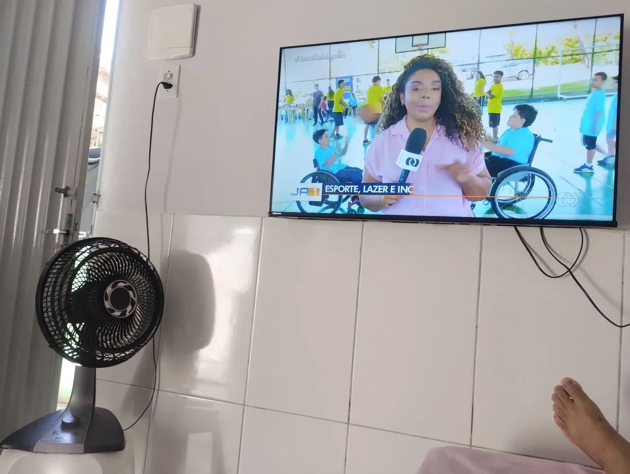 Tv 4o polegadas 