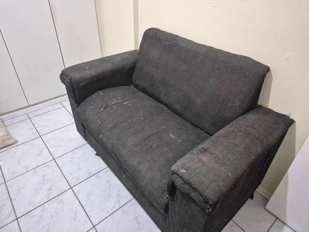 Doação de sofá 2 e 3 lugares