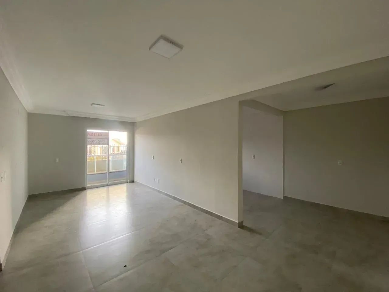Apartamento para alugar com 2 quartos - 92m² - bairro Líder - Chapecó-SC - Foto 2