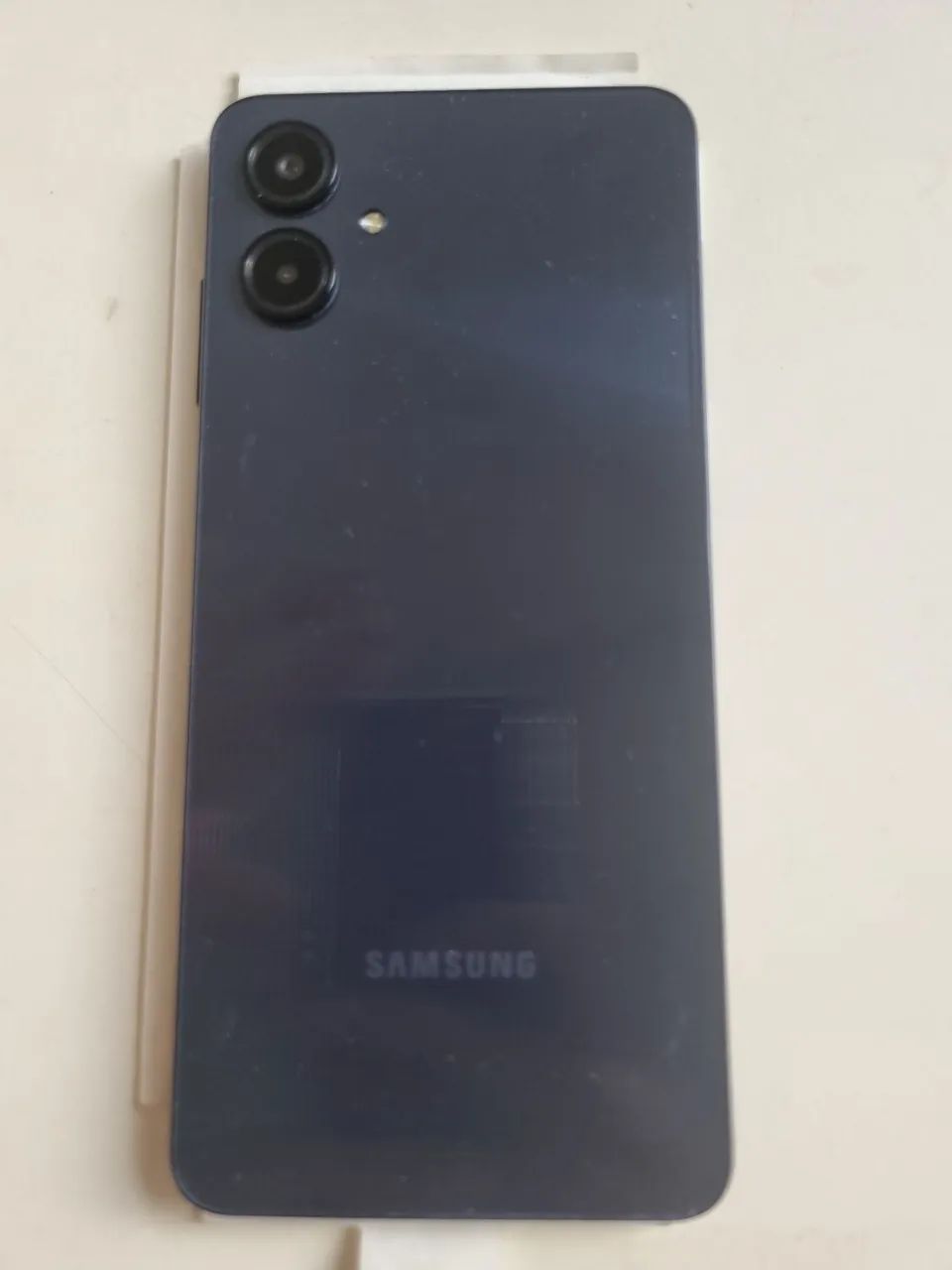 Vendo celular Samsung A06 - Foto 4