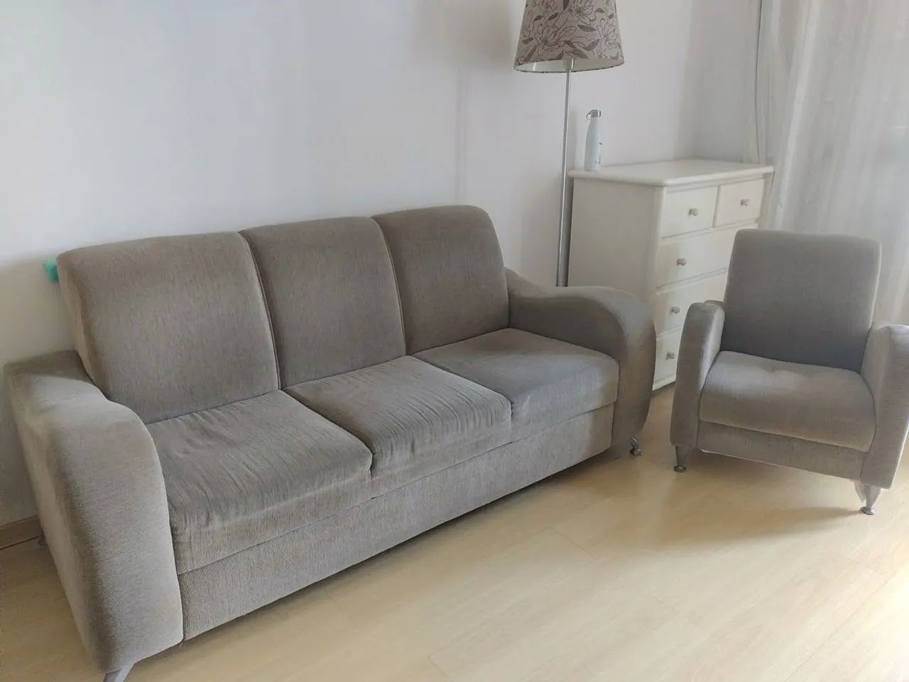 Conjunto Sofá 3 Lugares + Poltrona em Tecido - Foto 3