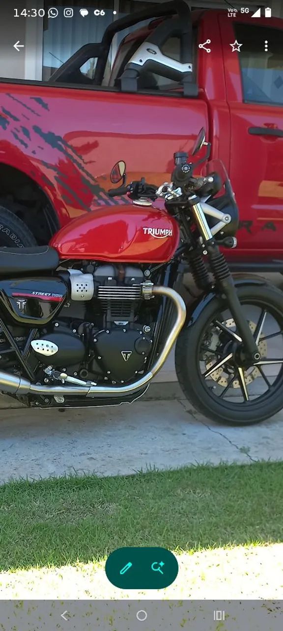 Triumph Street Twin 900  - Foto 2