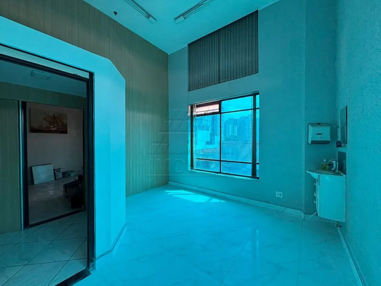 Sala Comercial disponível para locação no Edifício Sandin no bairro Centro em Americana - Foto 2
