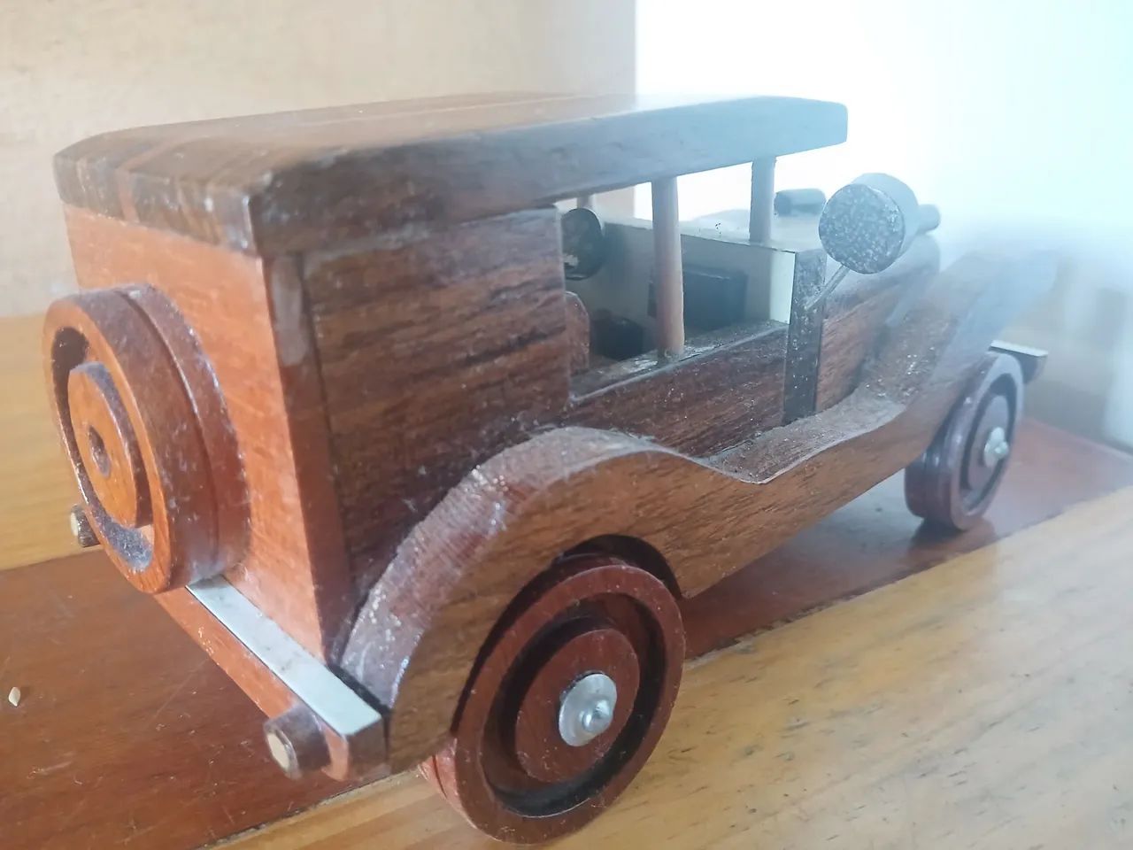 Carro de madeira artesanal - Foto 4