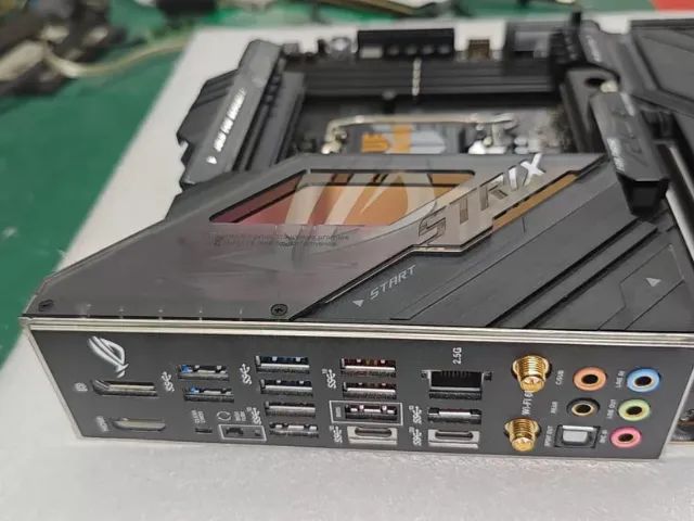 Placa mãe Asus Strix Z790-E Gaming Wifi (SEMINOVA) - Foto 4