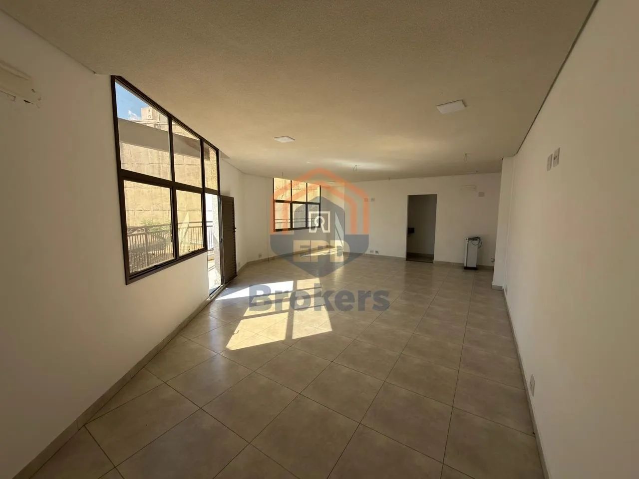 Sala Comercial em Vila Lacerda - Jundiaí, SP