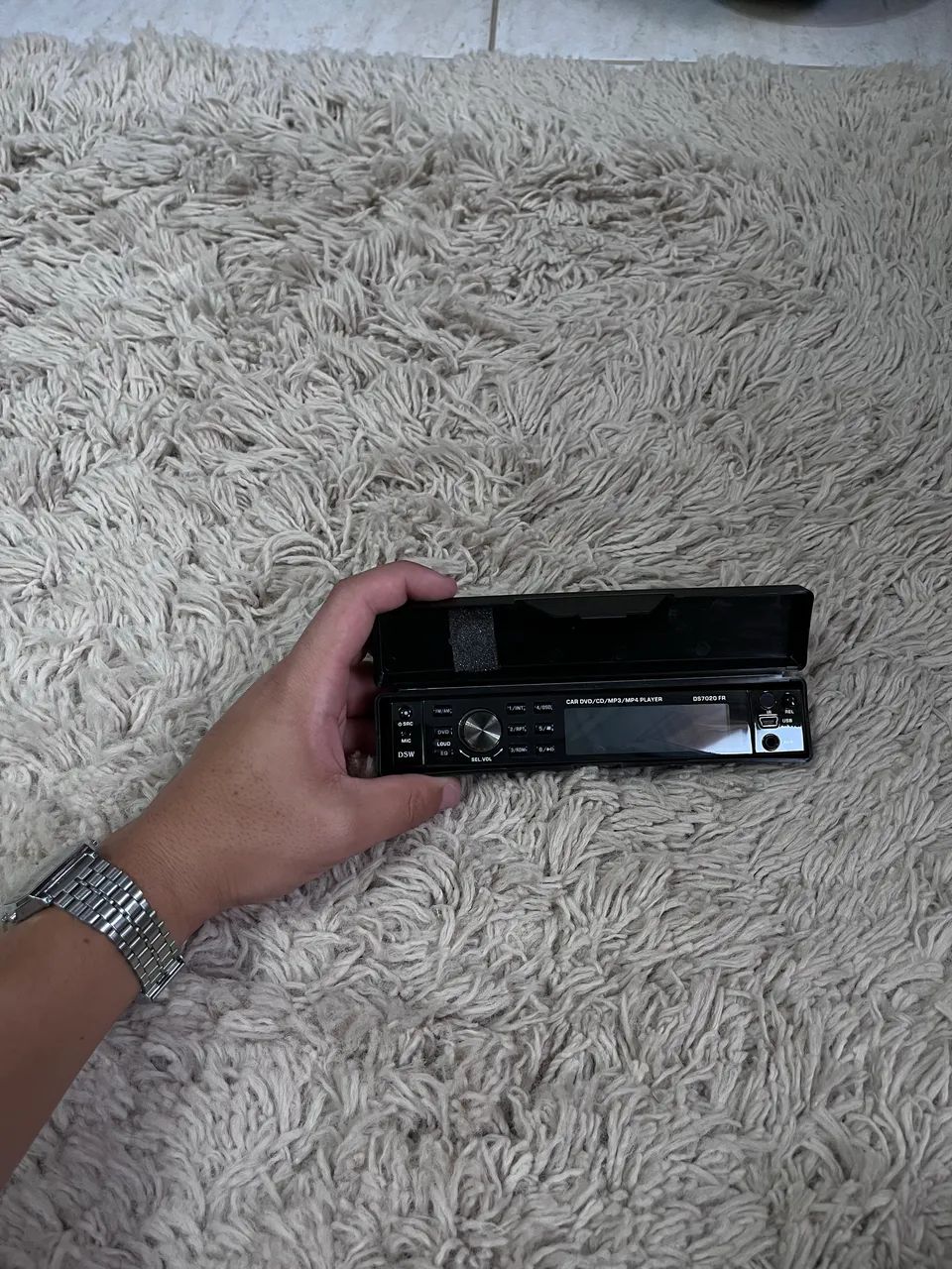 DVD Player Automotivo DSW DS7020 FR Retrátil 7" - Completo e Impecável